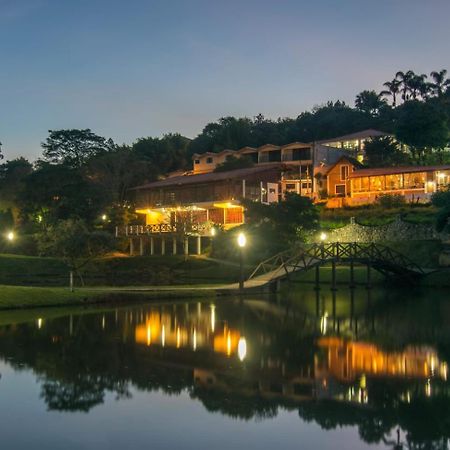 Hospedagem Vila Rica - 500M Do Centro De Cunha Sp Ngoại thất bức ảnh