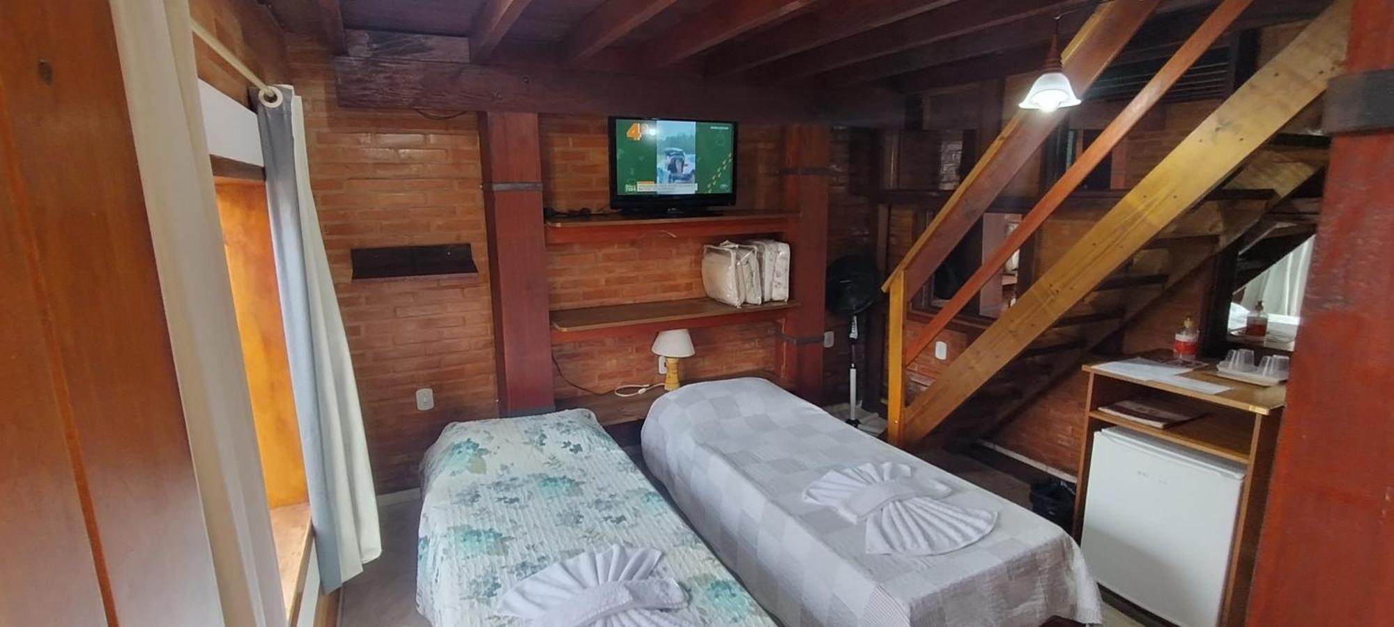 Hospedagem Vila Rica - 500M Do Centro De Cunha Sp Ngoại thất bức ảnh