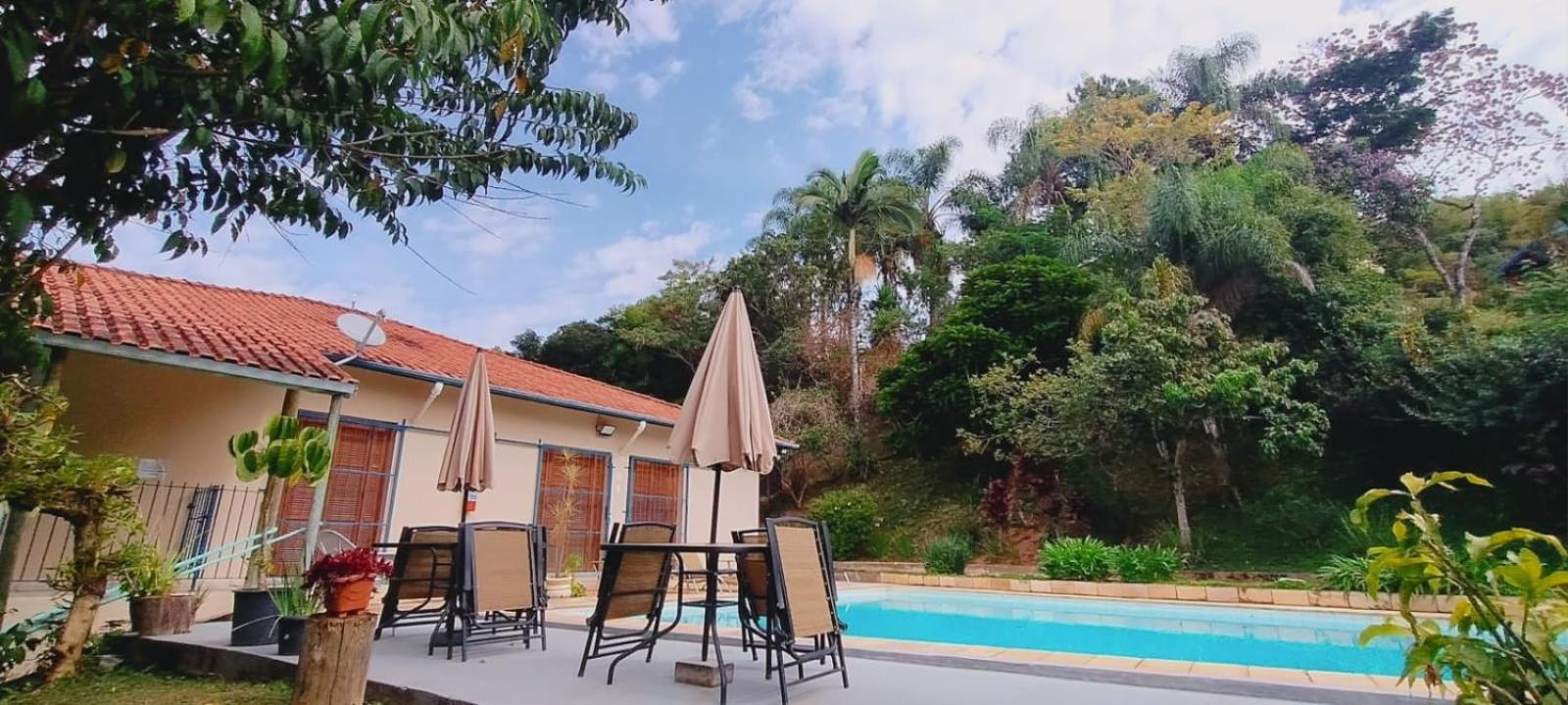 Hospedagem Vila Rica - 500M Do Centro De Cunha Sp Ngoại thất bức ảnh