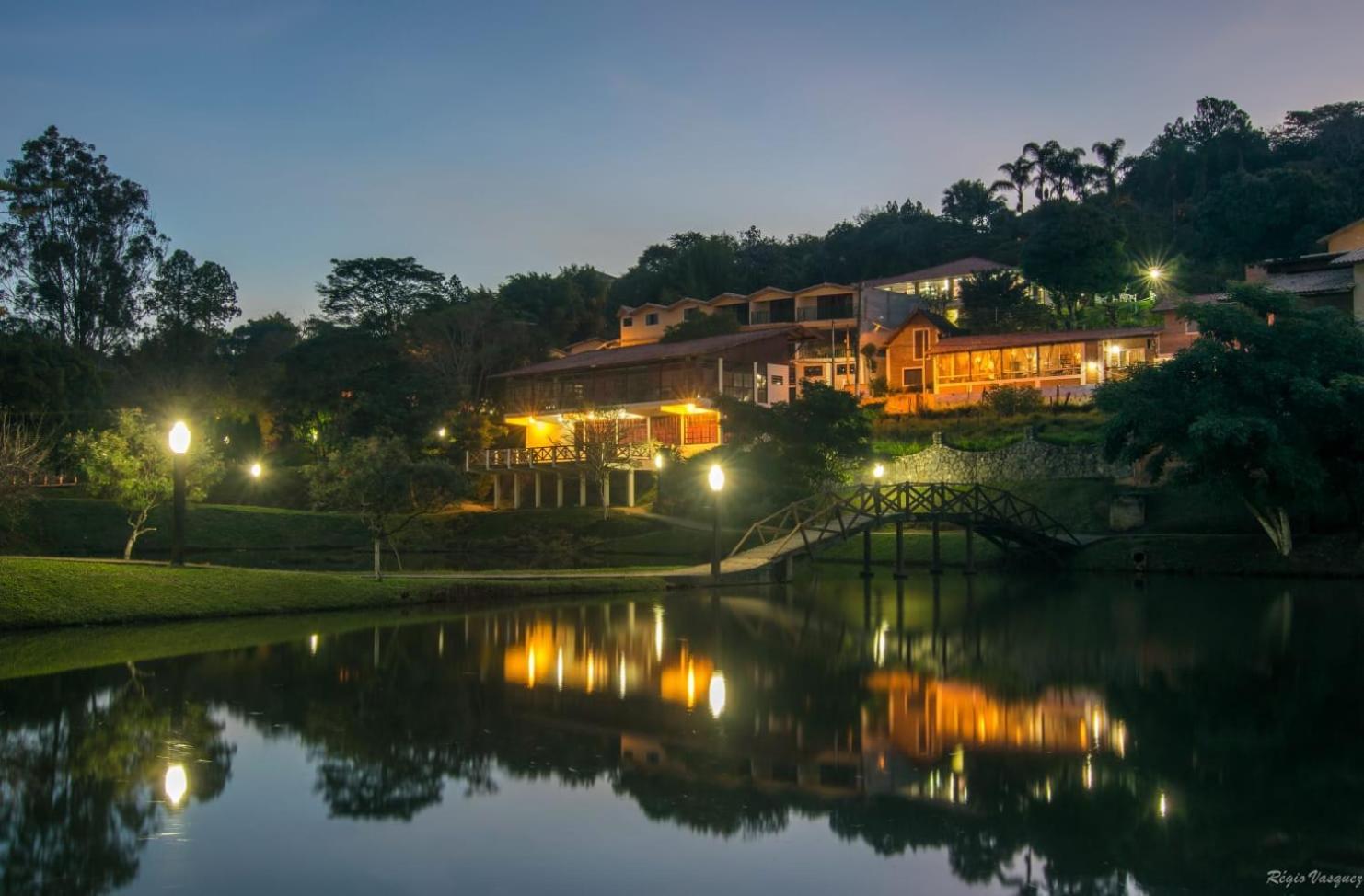 Hospedagem Vila Rica - 500M Do Centro De Cunha Sp Ngoại thất bức ảnh